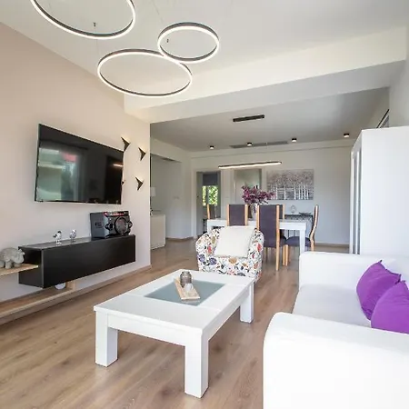 Gk Halepa Luxury Apartment *