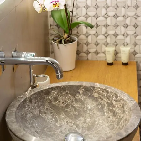 Gk Halepa Luxury